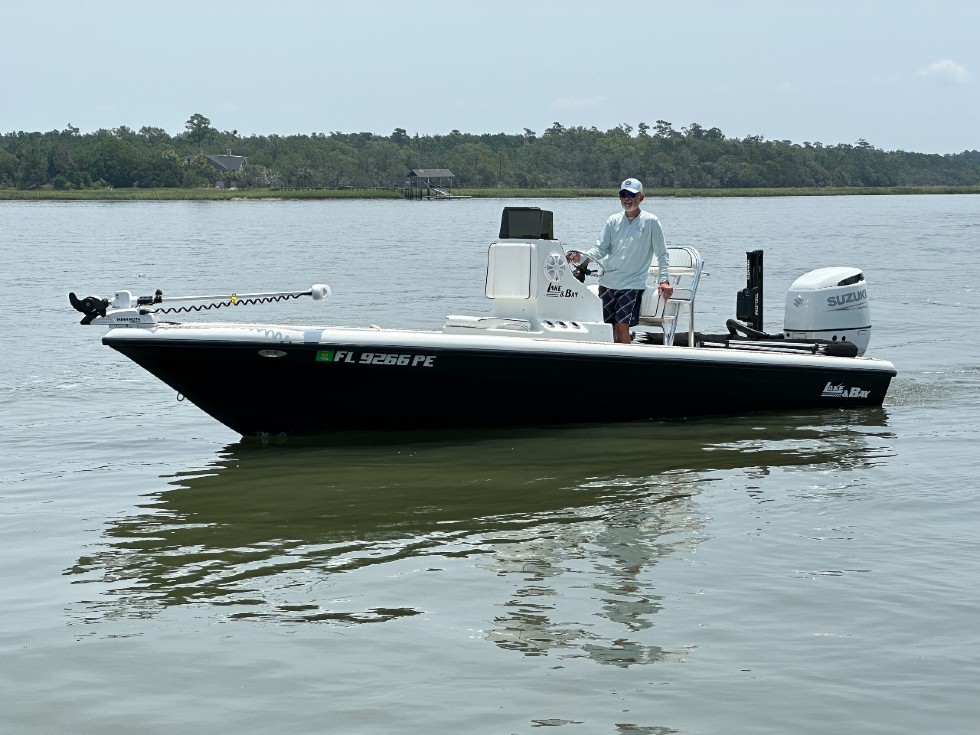 Sonrise Charter boat-22’ Lake and Bay backwater